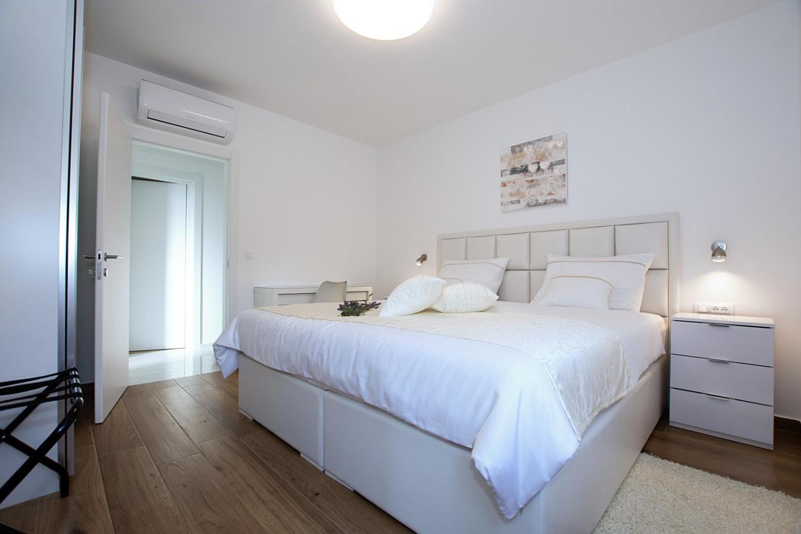 Villa Stella - Crowonder Luxury Rent Turanj Bagian luar foto